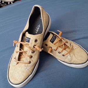 Ladies Sperry shoes